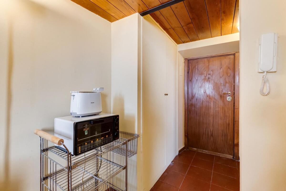 Beautiful Near Piazza Navona Apartment Rom